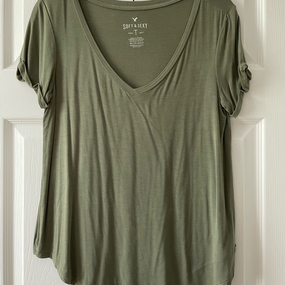 American Eagle green soft and sexy top